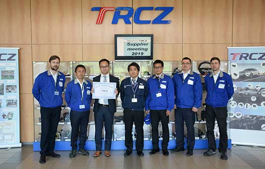 ▲TRCZ経営陣との記念撮影